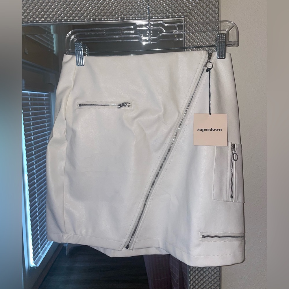 White mini skirt